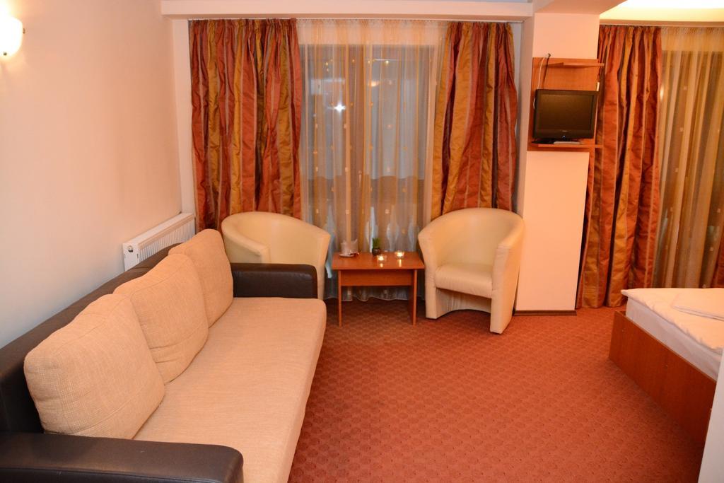 Hotel Art Montana Predeal Pokoj fotografie