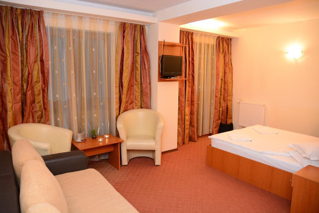 Hotel Art Montana Predeal Pokoj fotografie